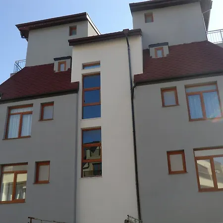 Petrovi 3* Ravda