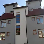 Petrovi 3* Ravda
