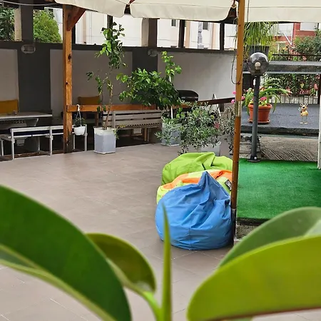 Petrovi 3* Ράβντα