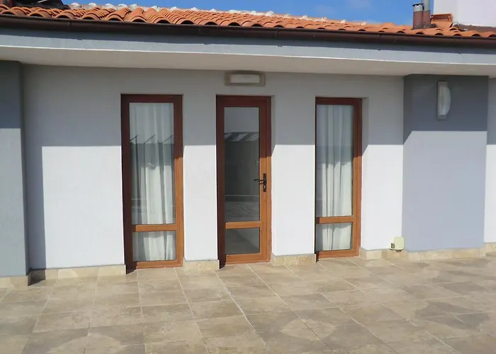 Petrovi Penzion Ravda